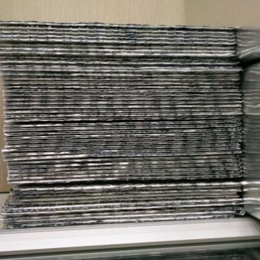 供應新型雙層納米氣泡囊反射層 保溫材料 保溫隔熱材料