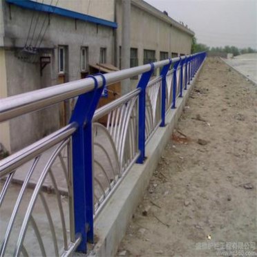 定制加工不銹鋼廠家定制生產不銹鋼道路防護護欄