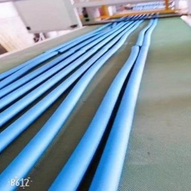 河北20mm厚度海綿保溫棉 減震保溫棉 DN50橡塑海綿保溫管生產廠家